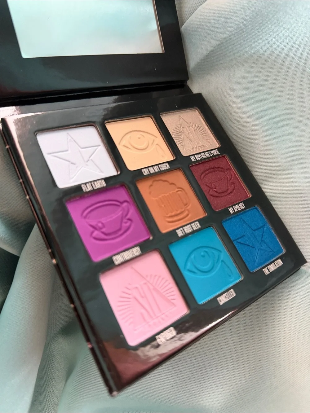 NEW Jeffree star/ Shane Dawson  Controversy Eyeshadow Palette